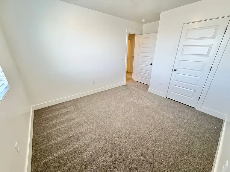 2375 E Luciano Ln — Photo 20