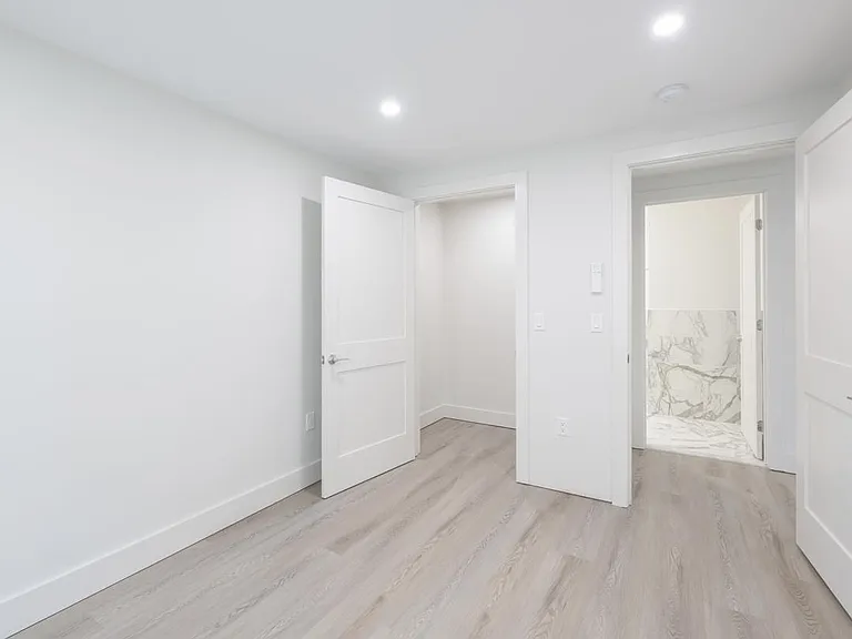 34 Knight St #106 — Photo 6
