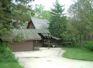 3149 Edgevale Dr, Lambertville, MI 48144