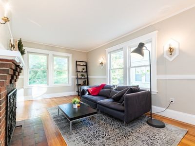 19-21 Saint James Ter, Newton, MA, 02458