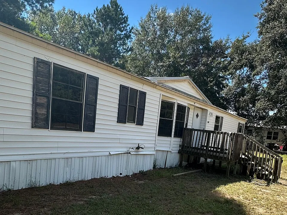 552 Harbor Dr