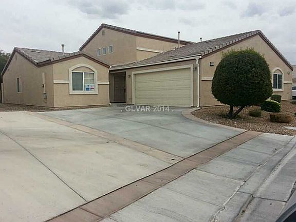 2nd image of 4852 Marco Polo St