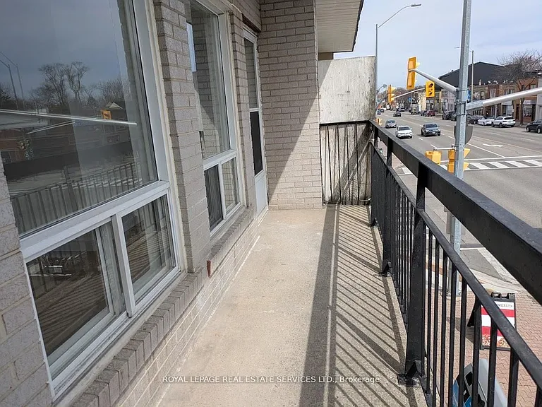 272 Lakeshore Rd E #UPPER — Photo 21