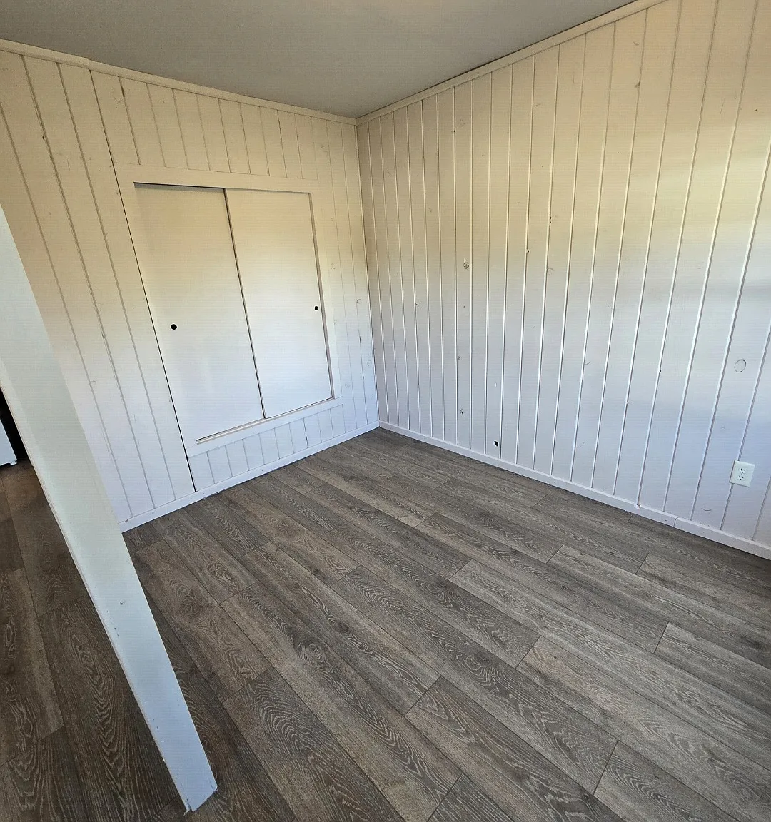 1 bed, 400 sqft, $835 — Photo 3