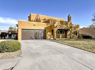 4208 Coyote Ln, Santa Fe, NM 87507