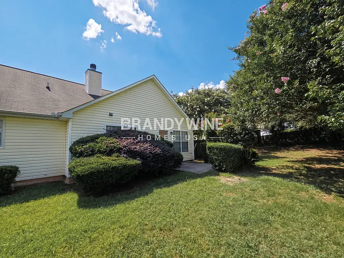 406 Sunny Field Ct — Photo 18