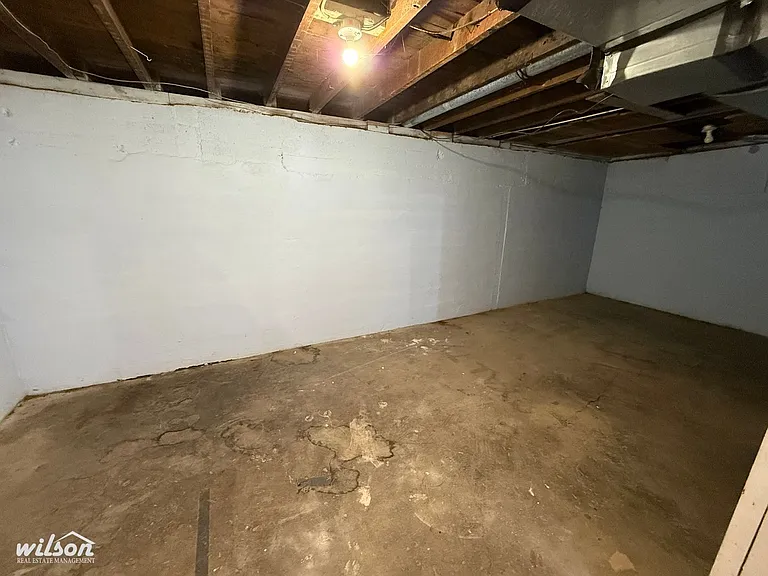 2605 W Lincoln Ave — Photo 11
