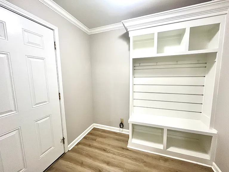 4522 Lee Ave — Photo 14