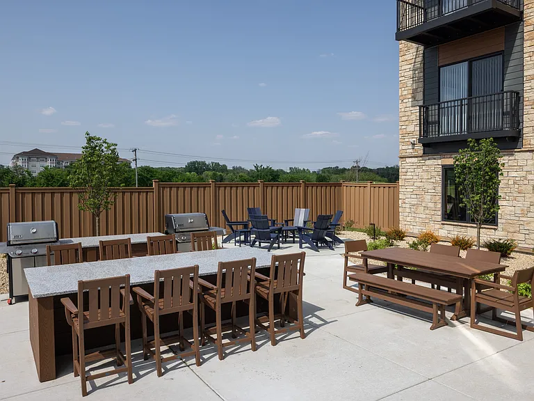 Jeffers Waterfront Apartments — Photo 55