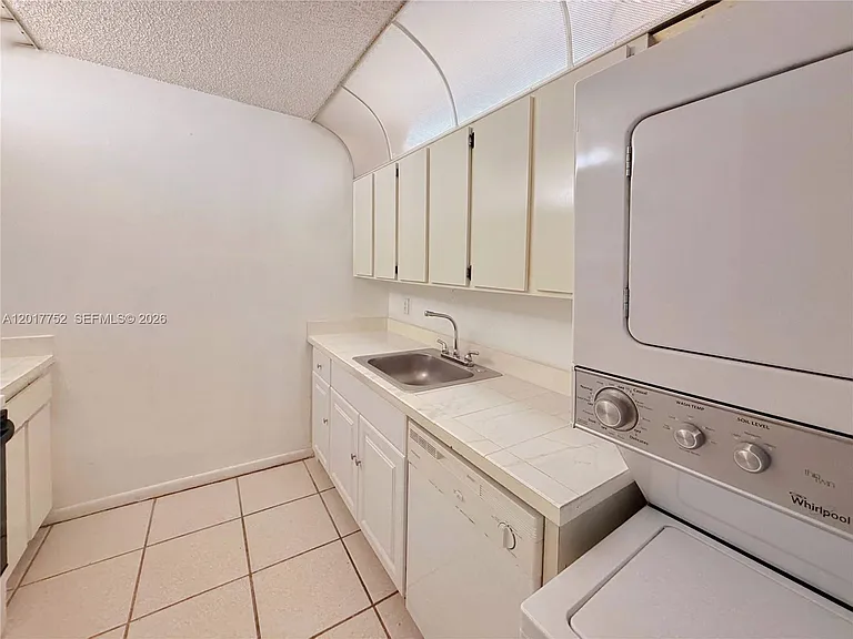 8260 SW 210th St #108 — Photo 12