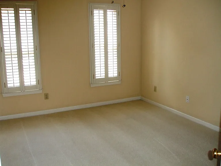 2562 Oakwood Trce SE — Photo 13