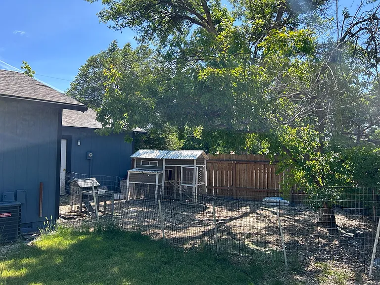 2197 S Euclid Ave — Photo 19