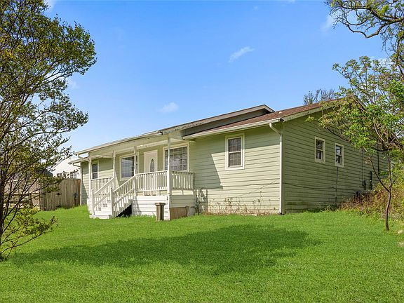 4th image of 3840 County Road 770