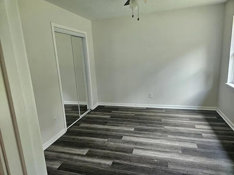 5801 Oakhaven Dr — Photo 10