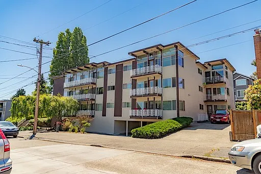 1 bed, 707 sqft, $1,795 — Photo 2