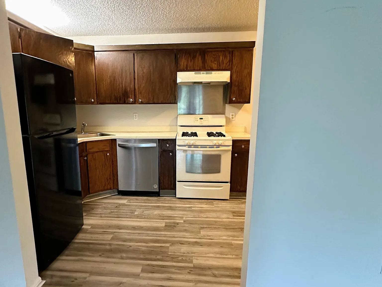 2 bed, $1,750 — Photo 2
