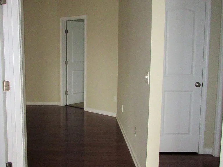 4409 Southern Pine Dr SE — Photo 3