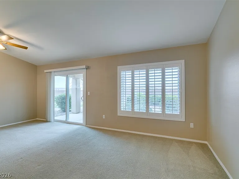 2001 Joy View Ln #2001 — Photo 4