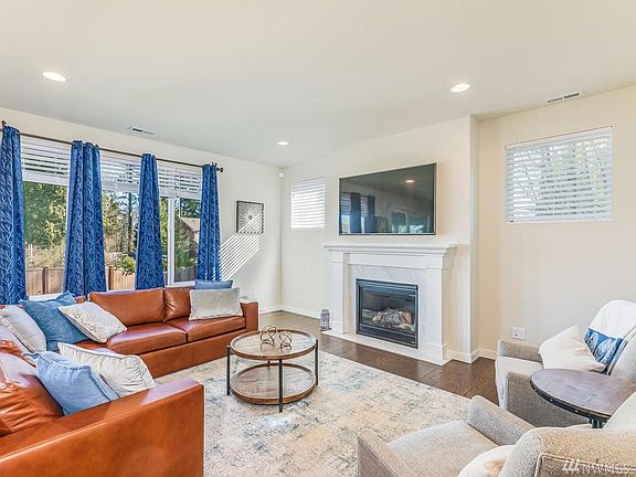 3rd image of 10604 SE 243rd Pl