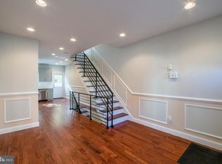 2340 Greenwich St, Philadelphia, PA 19146