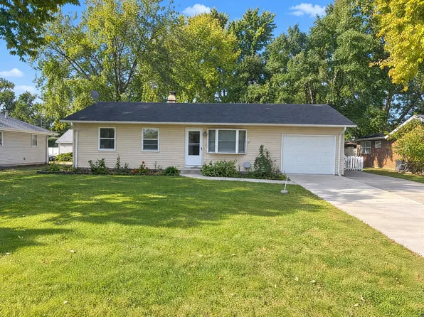 3725 School Dr, Morris, IL 60450
