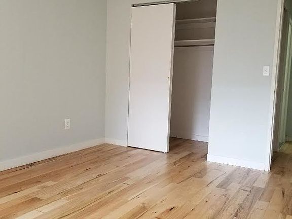 4th image of 2025 Seward Ave APT 6A