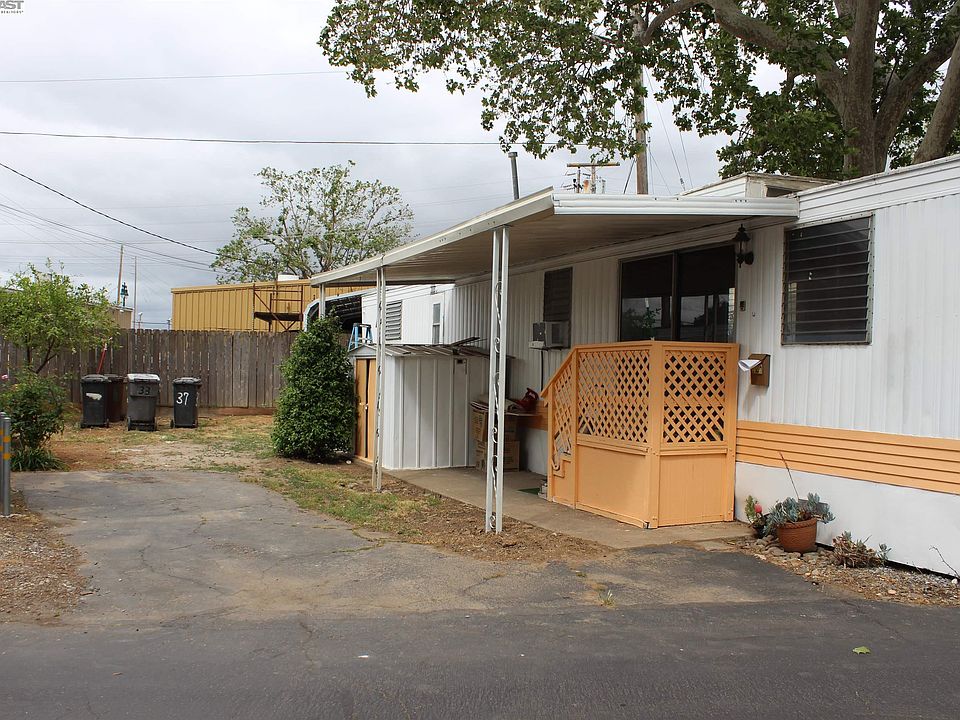 621 E Lockeford St Lodi, CA, 95240 Apartments for Rent Zillow