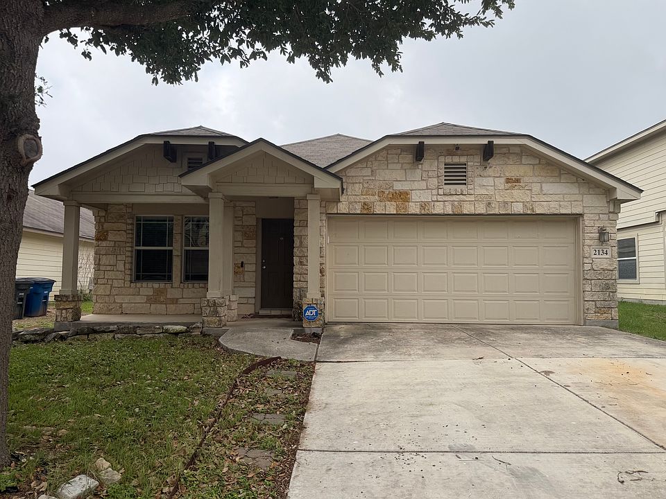 1st image of 2134 Wiltshire Dr