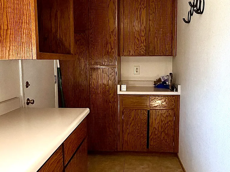 8664 Deschutes Rd — Photo 13