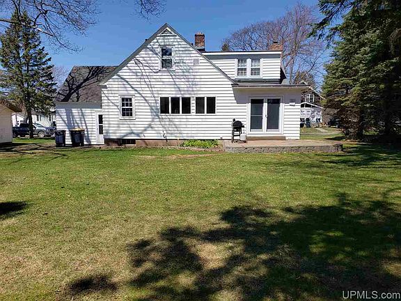 3rd image of 213 E Coolidge Ave