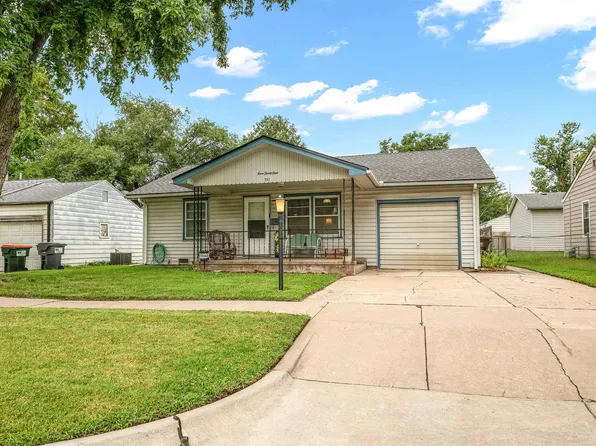 931 Waverly St, Wichita, KS 67218