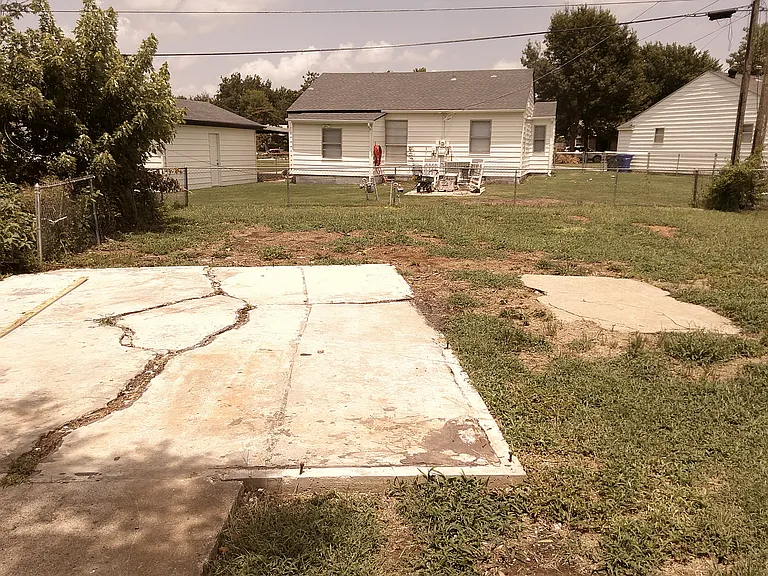133 W Lilac Ln — Photo 11