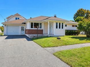 29 Eastern Avenue, East Millinocket, ME 04430