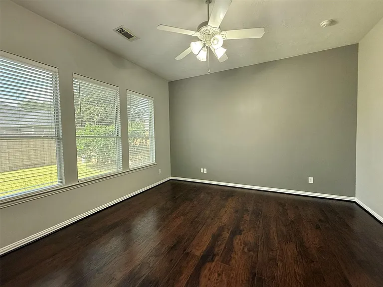 26823 Lakeridge Park Ln — Photo 15