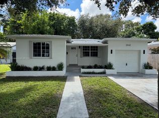 2642 Fillmore St, Hollywood, FL 33020