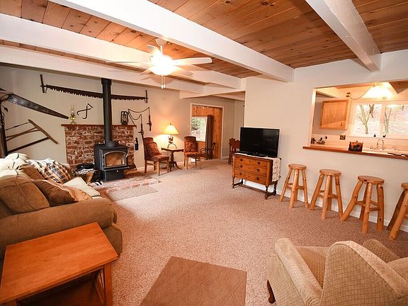 4th image of 1357 Greensboro Way
