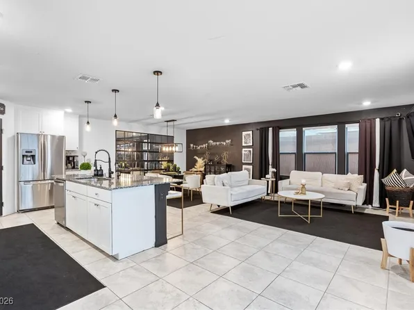 9247 Quartz Hills Ave, Las Vegas, NV 89178