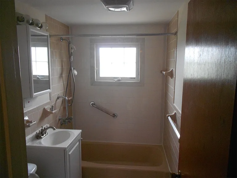70 Center St — Photo 17