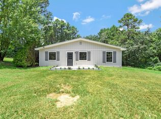 12125 Tower Ln, Montgomery, TX 77356