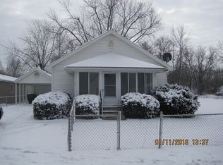 1911 E 18th St, Muncie, IN 47302
