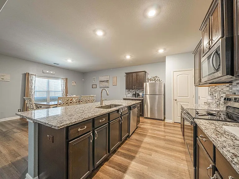 7216 Jebson Pass — Photo 25