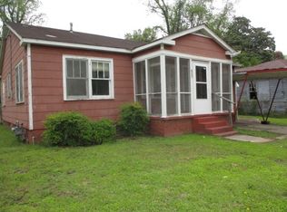 89 E Oak St, Natchez, MS 39120