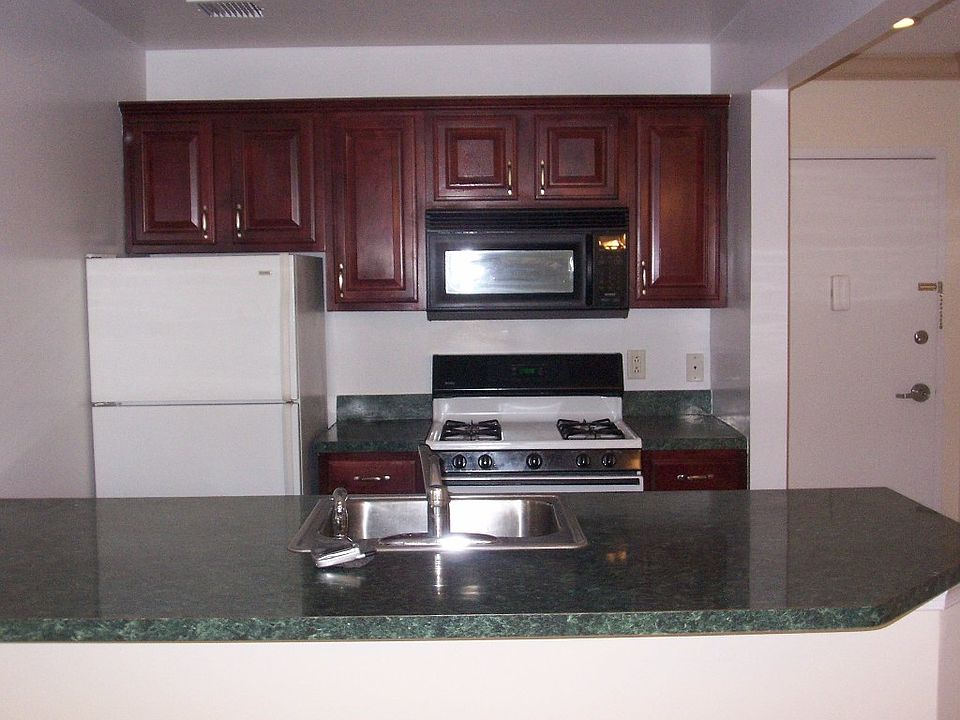 2nd image of 55 Skillman Ave APT 2E