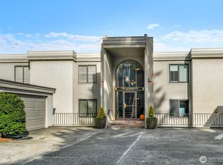 3640 26th Pl W APT 101B, Seattle, WA 98199