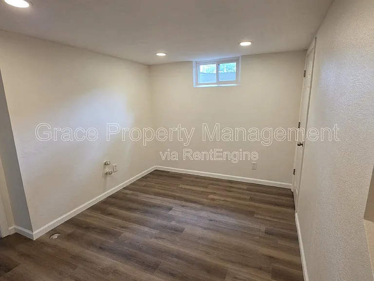 270 Beryl Way — Photo 23