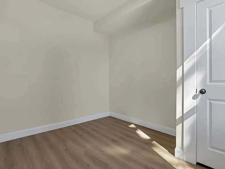 407 Hanford St #407 — Photo 8