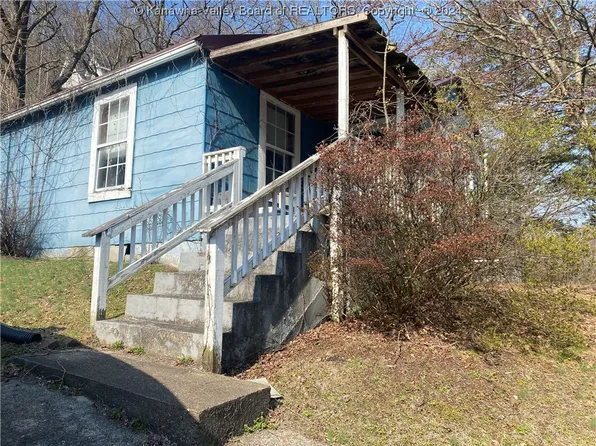 42 Grubbs Dr, Whitesville, WV 25209