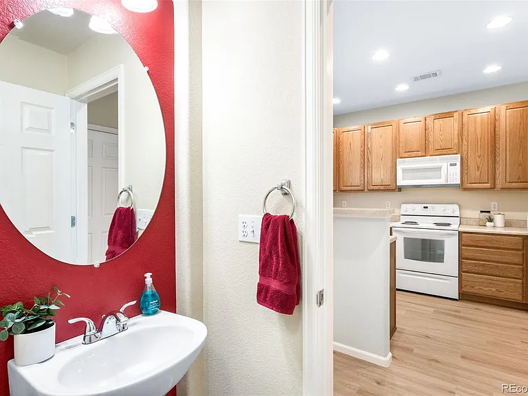 11251 Osage Cir #E — Photo 12