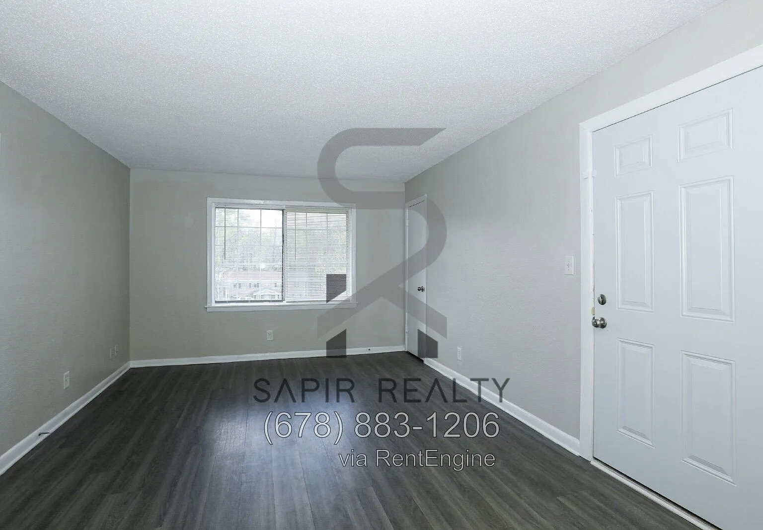 2 bed, 1.5 bath, 760 sqft, $950 — Photo 3