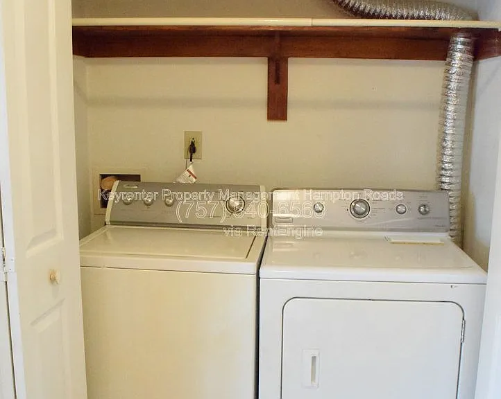 310 Cobb Island Ct — Photo 7